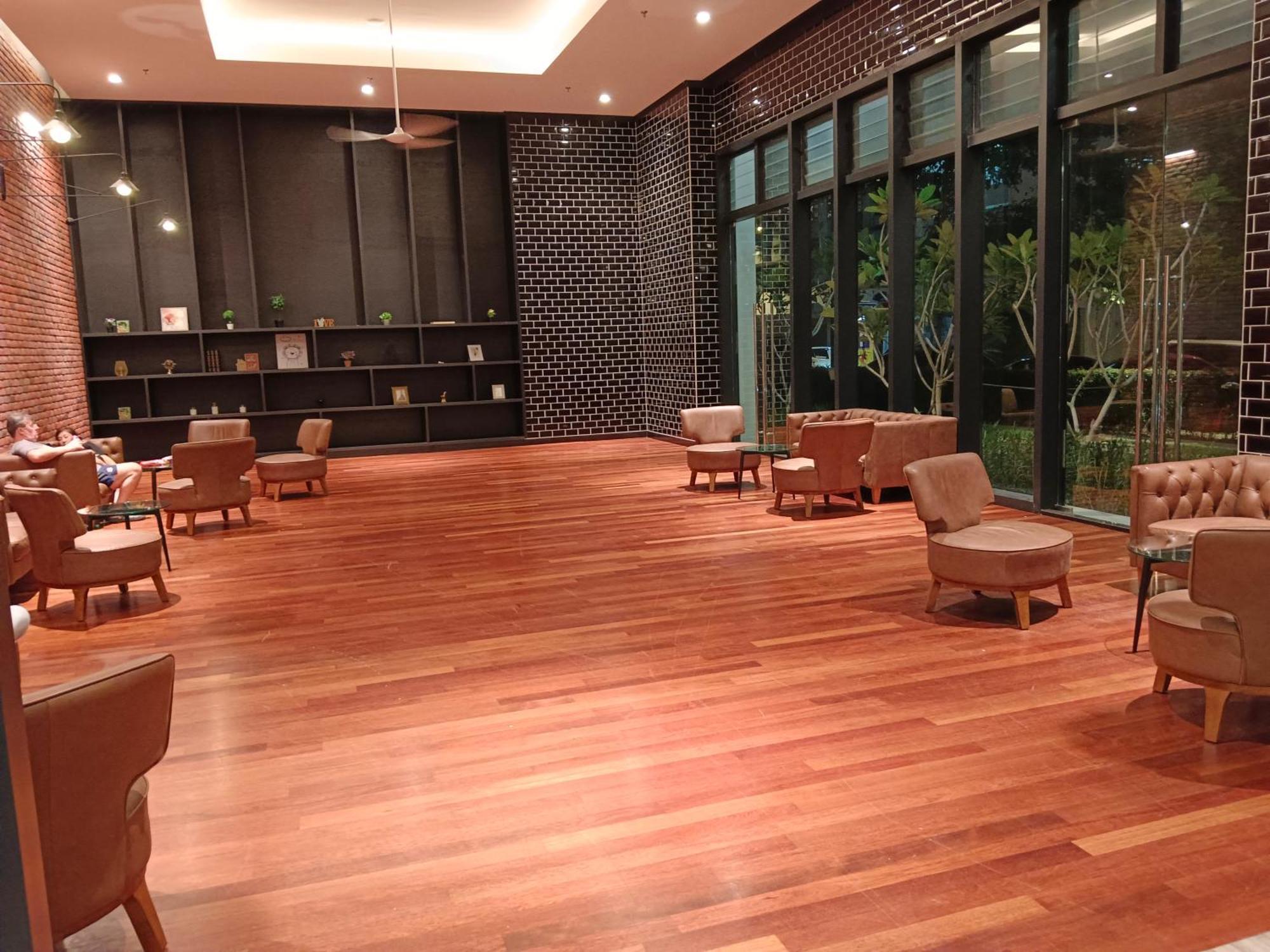 Chambers Pwtc By Grandroyal